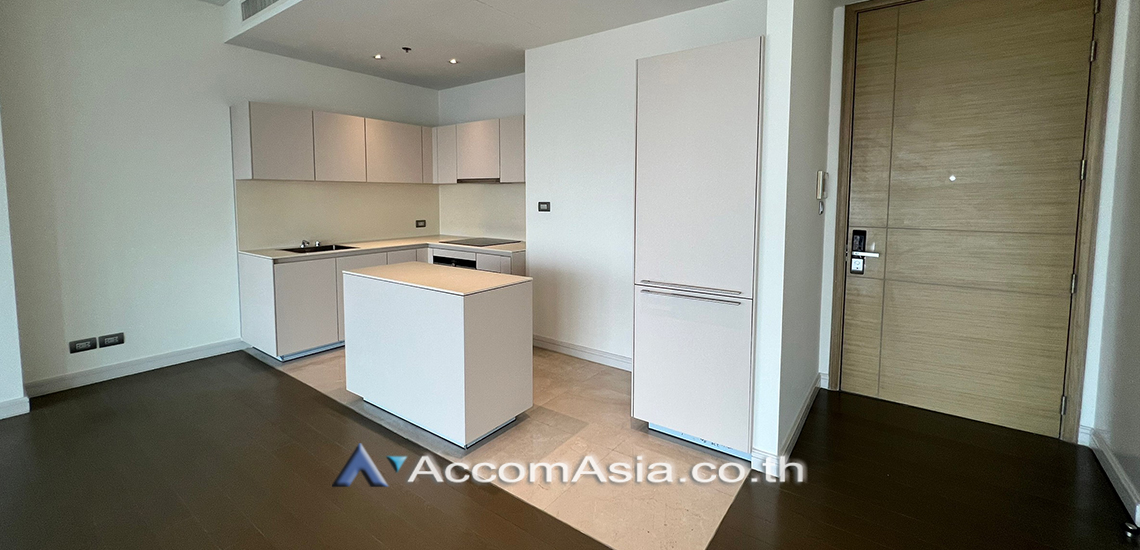  1  2 br Condominium For Rent in Ploenchit ,Bangkok BTS Ratchadamri at Magnolias Ratchadamri Boulevard AA28049