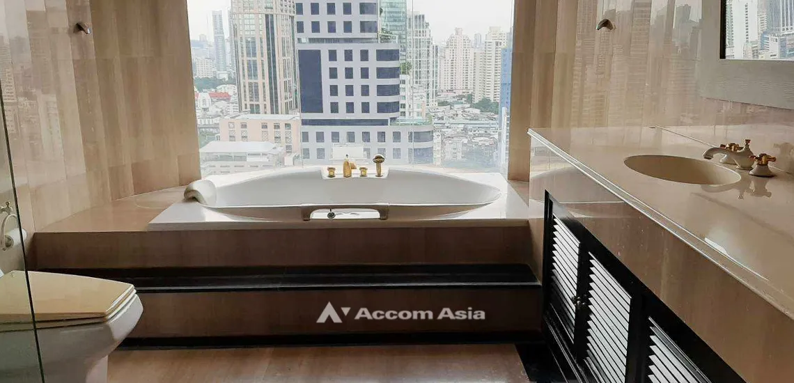 8  5 br Condominium For Sale in Sukhumvit ,Bangkok BTS Phrom Phong at Le Raffine Sukhumvit 24 AA28068