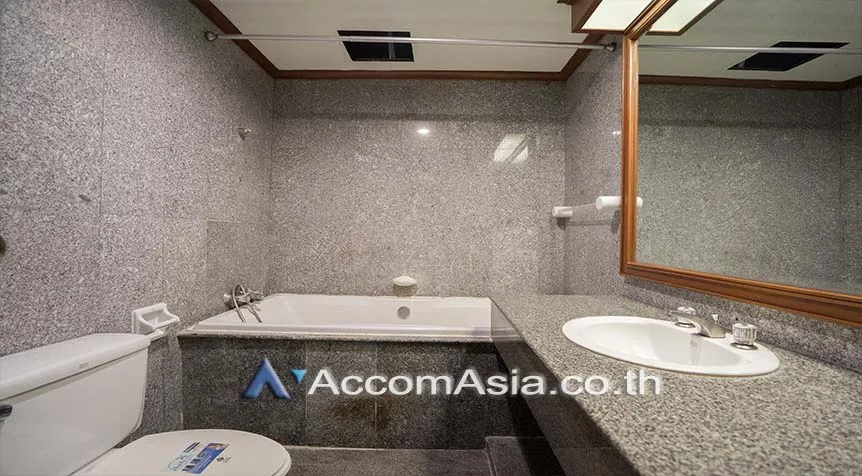 10  3 br Apartment For Rent in Sukhumvit ,Bangkok MRT Sukhumvit - BTS Asok at Perfect Apartment for Big Family, Prime Location Near Main Street AA28069