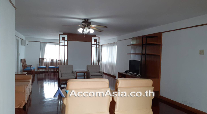  2  3 br Apartment For Rent in Sukhumvit ,Bangkok BTS Nana at Perfect for Pet lovers Apartment, near NIST Intl AA28071