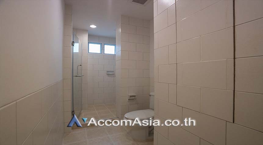 12  3 br Apartment for rent and sale in Sukhumvit ,Bangkok BTS Phrom Phong at Perfect for a big family AA28079