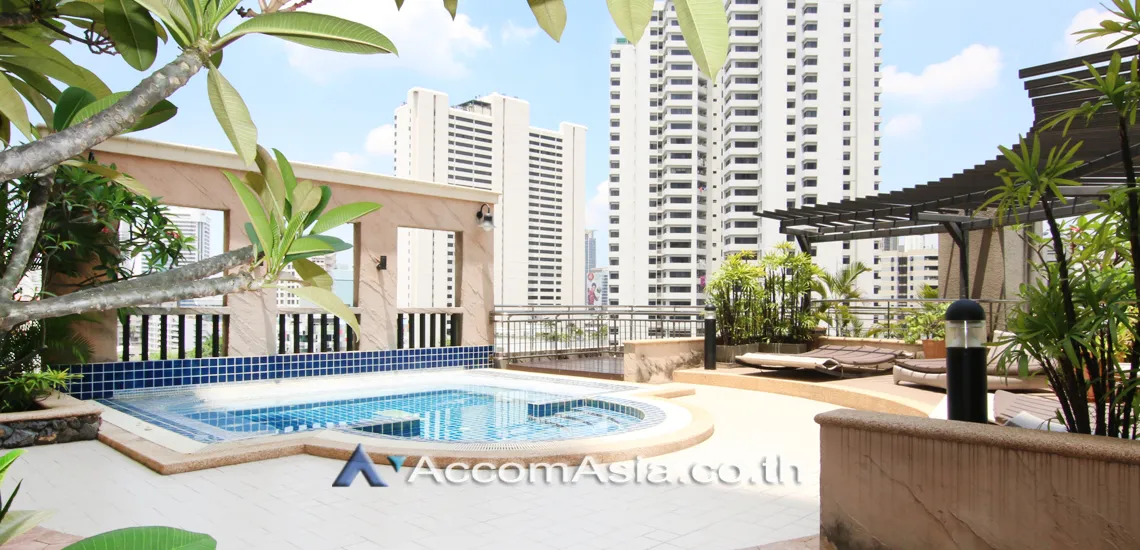 unit 1 Bedroom  Condominium For Sale in Sukhumvit, Bangkok  near BTS Nana (AA28119)