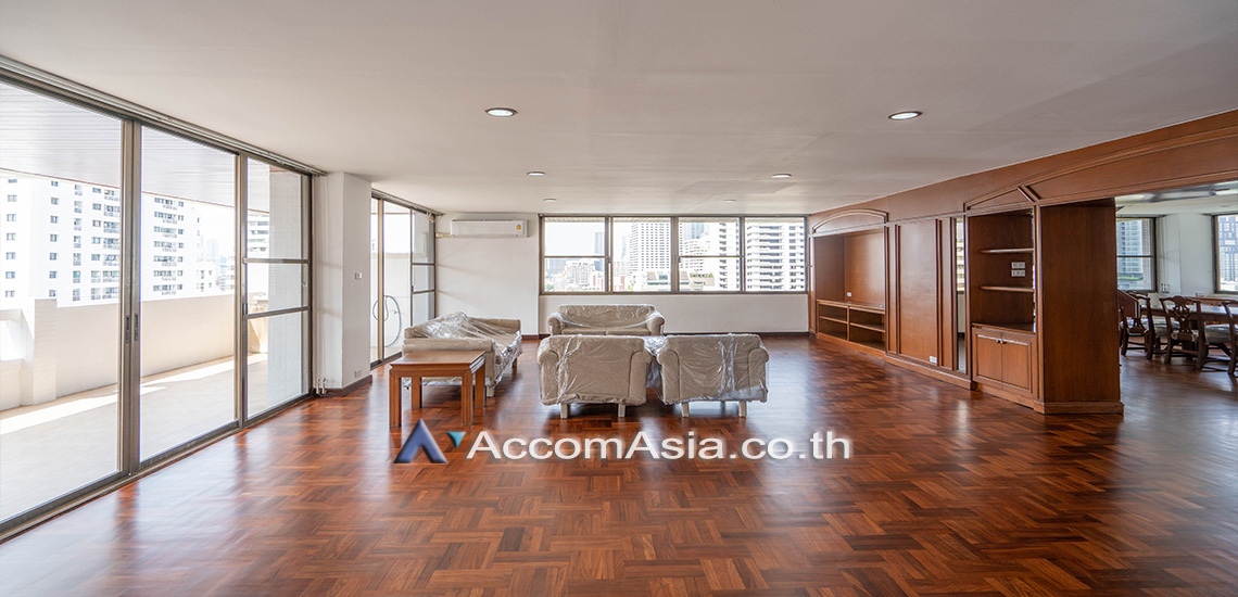  2  4 br Apartment For Rent in Sukhumvit ,Bangkok MRT Sukhumvit - BTS Asok at Spacious space with a cozy AA28122