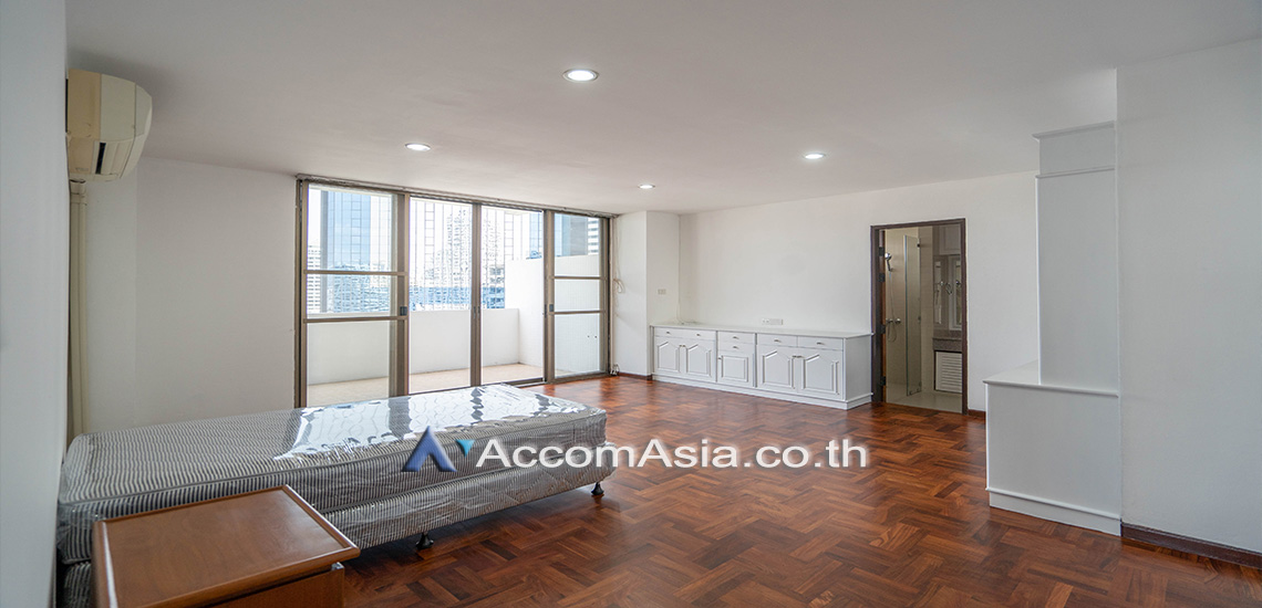 13  4 br Apartment For Rent in Sukhumvit ,Bangkok MRT Sukhumvit - BTS Asok at Spacious space with a cozy AA28122
