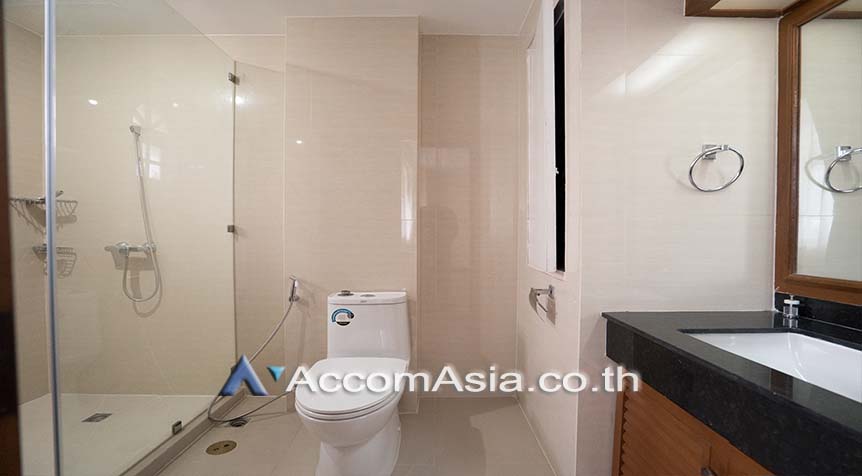 9  3 br Apartment for rent and sale in Sukhumvit ,Bangkok MRT Sukhumvit - BTS Asok at Spacious space with a cozy AA28123