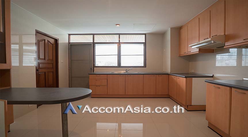 5  3 br Apartment for rent and sale in Sukhumvit ,Bangkok MRT Sukhumvit - BTS Asok at Spacious space with a cozy AA28123