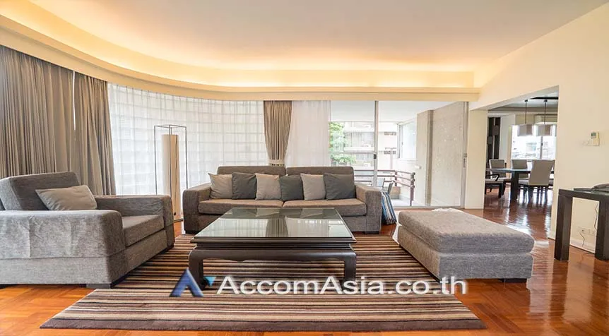  2  4 br Apartment for rent and sale in Sukhumvit ,Bangkok BTS Nana at Calm and Peaceful AA28130
