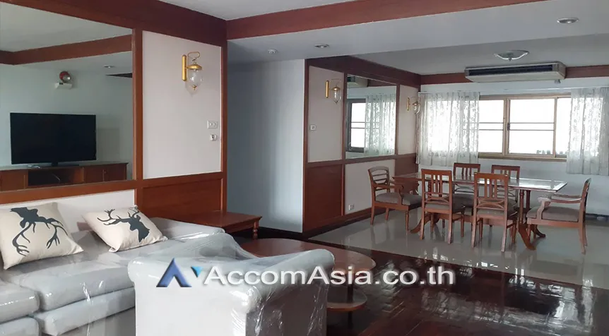 unit 3 Bedrooms  Apartment For Rent in Sukhumvit, Bangkok  near BTS Nana (AA28131)
