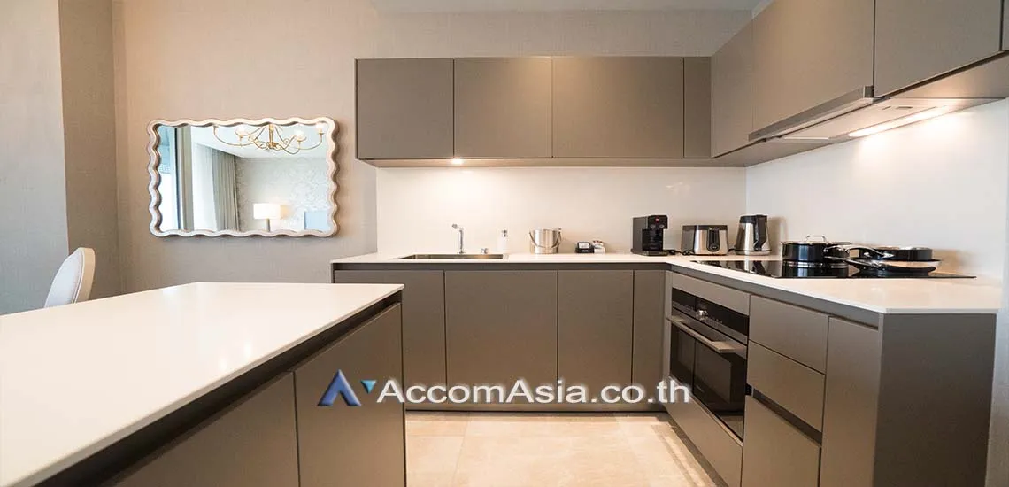 unit 2 Bedrooms  Apartment For Rent & Sale in Ploenchit, Bangkok  near BTS Chitlom (AA28152)