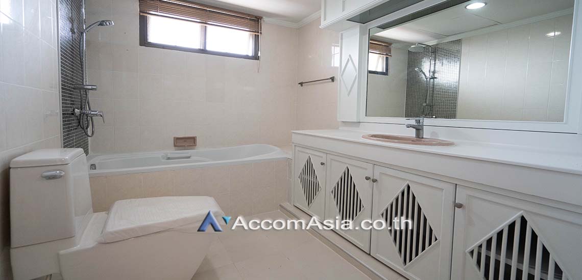 7  3 br Apartment For Rent in Sukhumvit ,Bangkok BTS Phrom Phong at Pet friendly - High rise Apartment in Phrom Phong AA28161