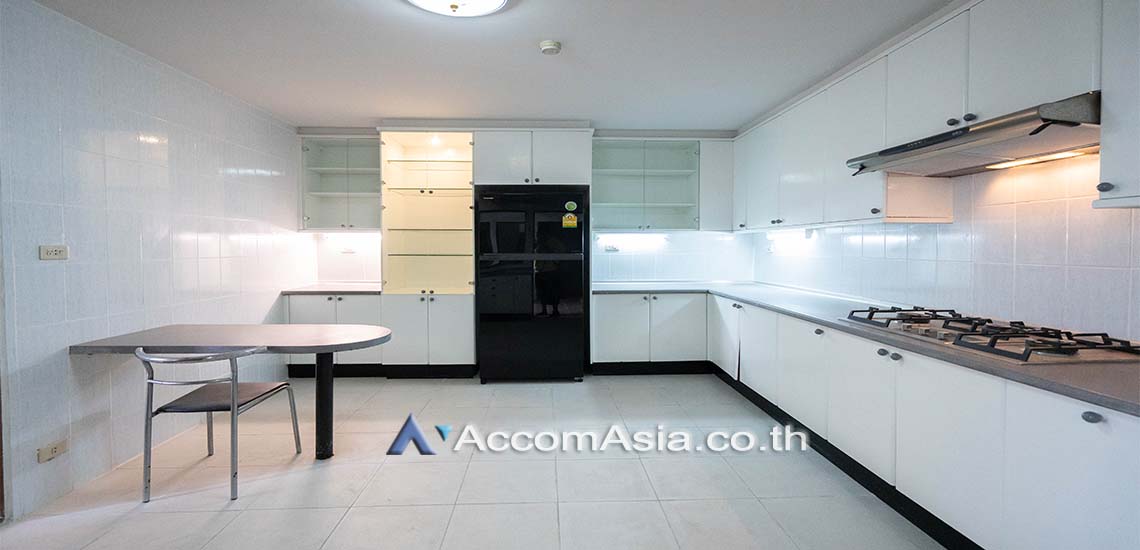  1  3 br Apartment For Rent in Sukhumvit ,Bangkok BTS Phrom Phong at Pet friendly - High rise Apartment in Phrom Phong AA28161