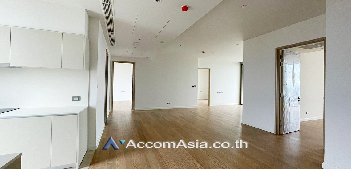 5  3 br Condominium For Sale in Charoen Nakhon ,Bangkok BTS Krung Thon Buri at Magnolias Waterfront Residences AA28177