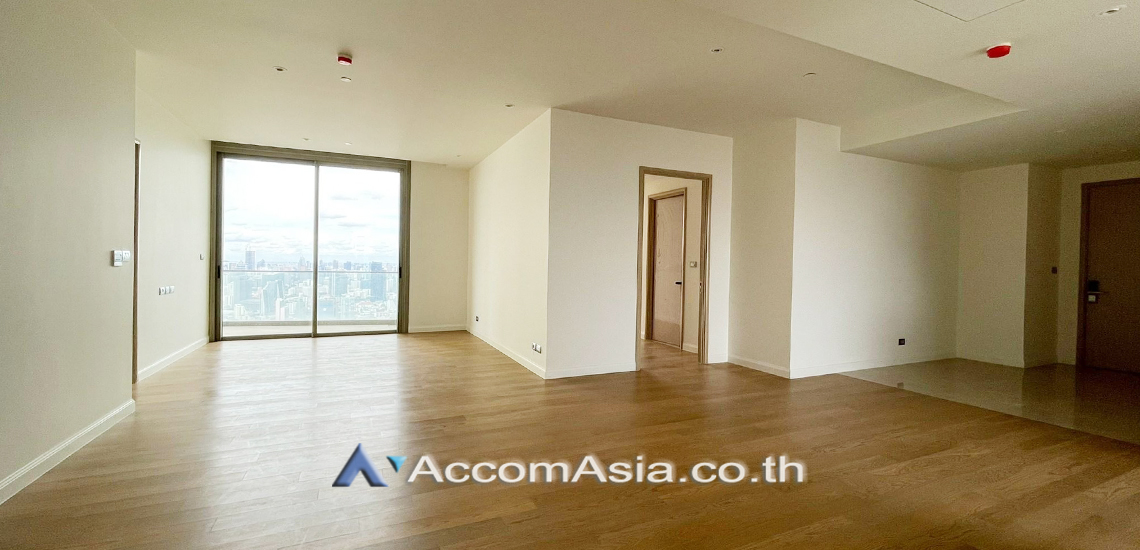  2  3 br Condominium For Sale in Charoen Nakhon ,Bangkok BTS Krung Thon Buri at Magnolias Waterfront Residences AA28177