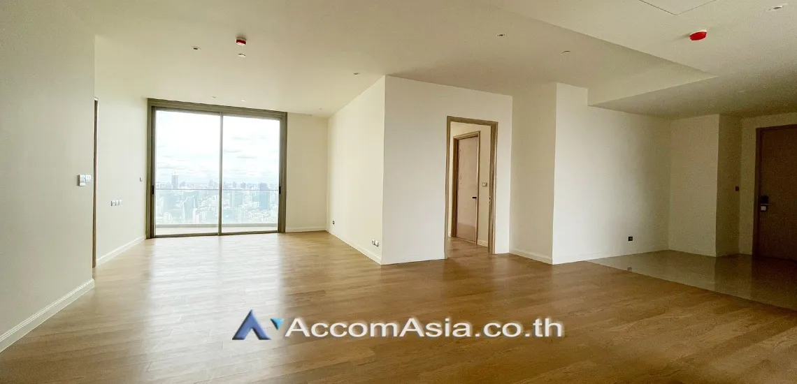 Magnolias Waterfront Residences Condominium  3 Bedroom for Sale BTS Krung Thon Buri in Charoennakhon Bangkok