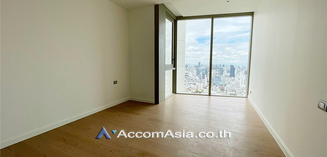 8  3 br Condominium For Sale in Charoen Nakhon ,Bangkok BTS Krung Thon Buri at Magnolias Waterfront Residences AA28178
