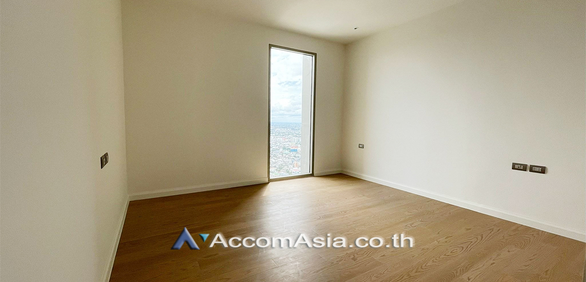 12  3 br Condominium For Sale in Charoen Nakhon ,Bangkok BTS Krung Thon Buri at Magnolias Waterfront Residences AA28178