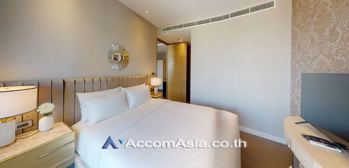 4  1 br Apartment For Rent in Ploenchit ,Bangkok BTS Ratchadamri at Luxury Service Residence AA28191