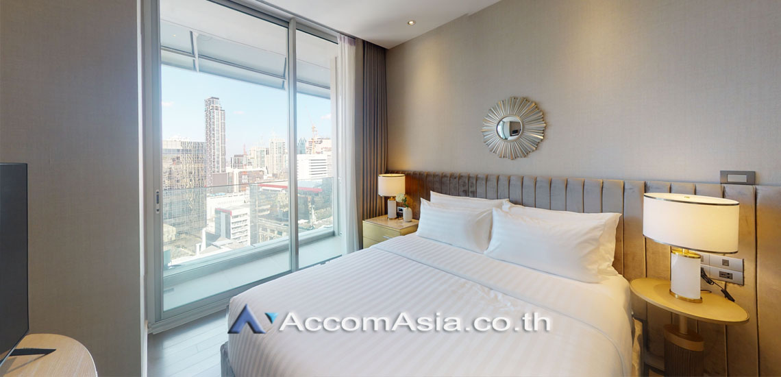 5  1 br Apartment For Rent in Ploenchit ,Bangkok BTS Ratchadamri at Luxury Service Residence AA28191