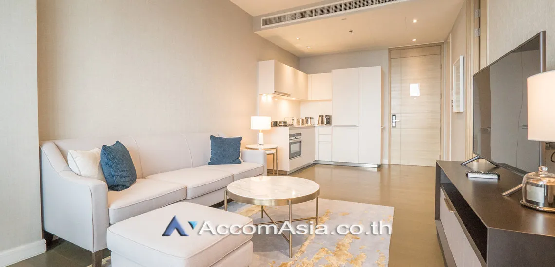 unit 1 Bedroom  Apartment For Rent in Ploenchit, Bangkok  near BTS Ratchadamri (AA28192)