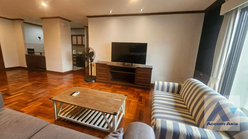 unit 2 Bedrooms  Condominium For Rent & Sale in Sukhumvit, Bangkok  near BTS Nana (AA28199)