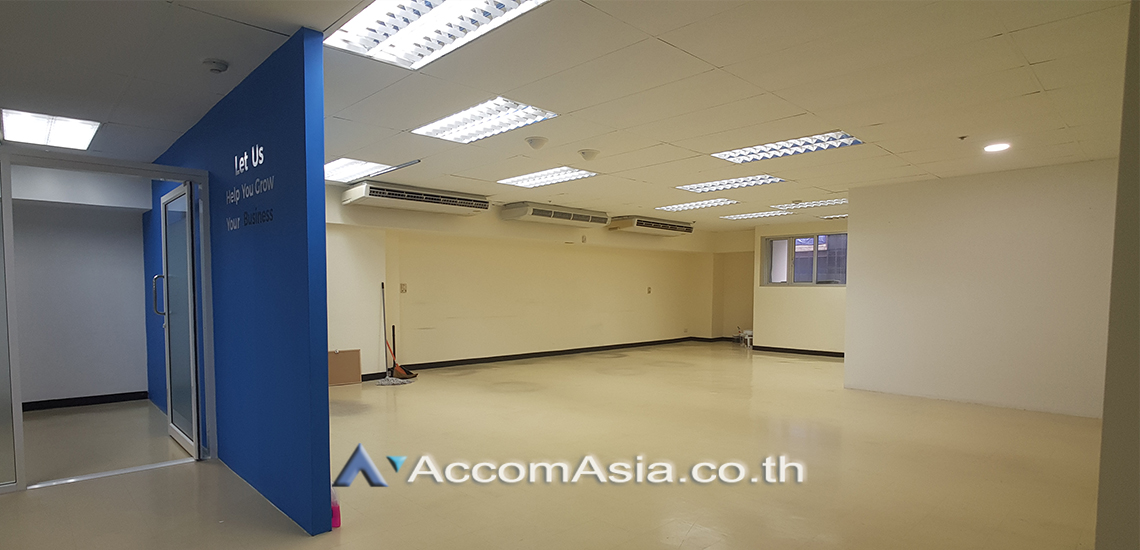 6  Office Space For Rent in Sukhumvit ,Bangkok BTS Nana at The Trendy Sukhumvit 13 AA28201