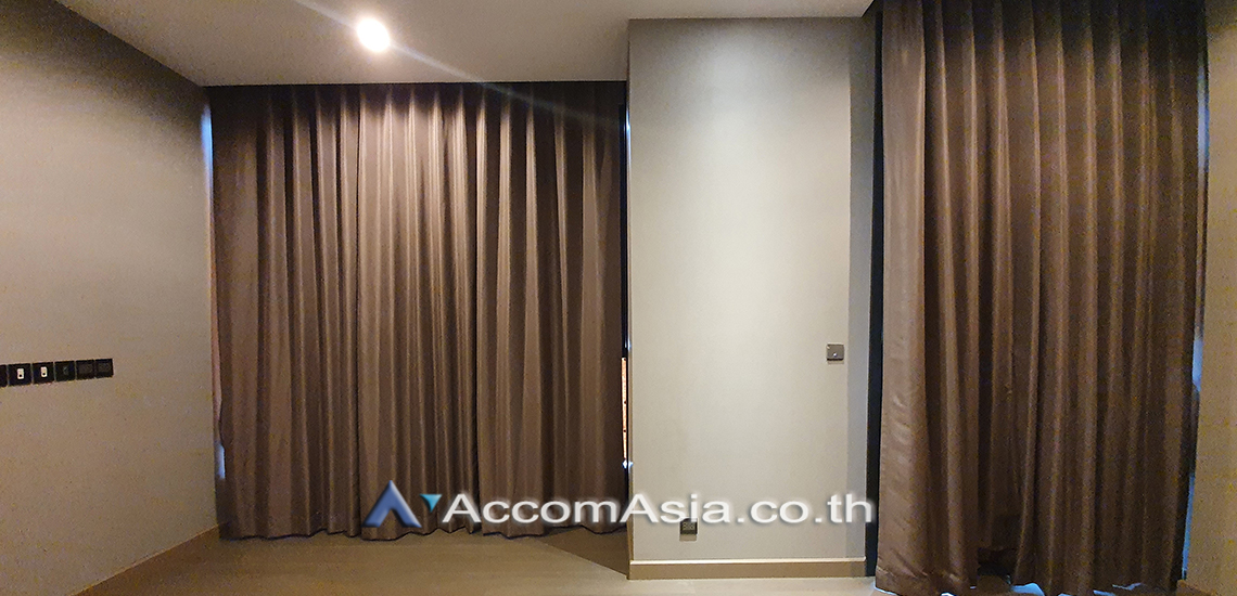  1  1 br Condominium For Rent in Ratchadaphisek ,Bangkok BTS Asok - MRT Phetchaburi at The Esse At Singha Complex AA28205