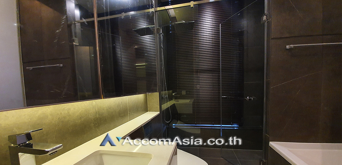 6  1 br Condominium For Rent in Ratchadaphisek ,Bangkok BTS Asok - MRT Phetchaburi at The Esse At Singha Complex AA28205