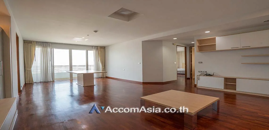 unit 2 Bedrooms  Apartment For Rent in Sukhumvit, Bangkok  near BTS Phrom Phong (AA28215)