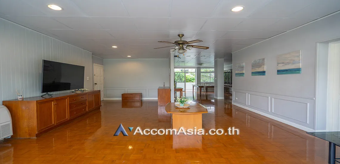 unitBig Balcony |  4 Bedrooms  Apartment For Rent in Sukhumvit, Bangkok  near BTS Phrom Phong (AA28220)