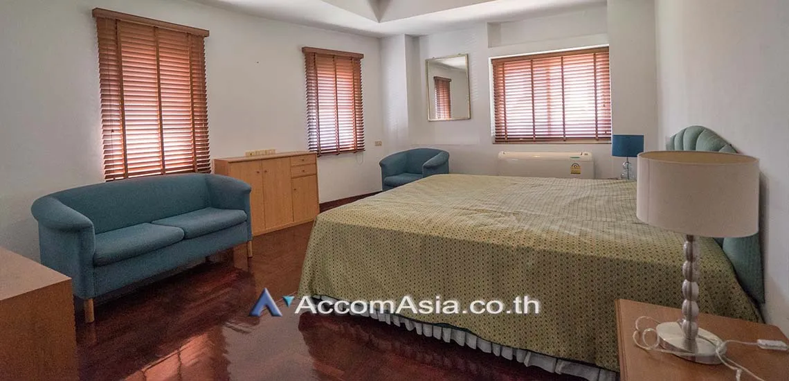 6  2 br Apartment For Rent in Sathorn ,Bangkok BTS Chong Nonsi at Low Rised Building AA28265