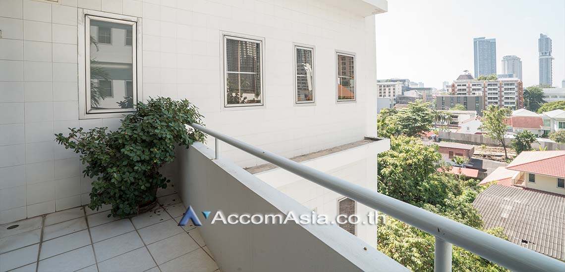 9  2 br Apartment For Rent in Sathorn ,Bangkok BTS Chong Nonsi at Low Rised Building AA28265