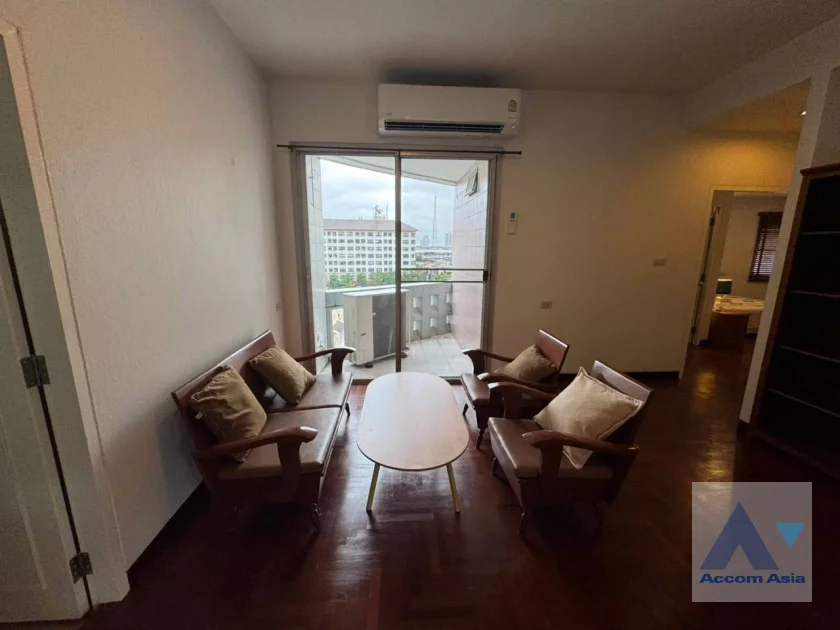 5  2 br Apartment For Rent in Sathorn ,Bangkok BTS Chong Nonsi at Low Rised Building AA28265