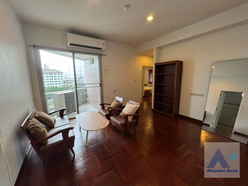 unit 2 Bedrooms  Apartment For Rent in Sathorn, Bangkok  near BTS Chong Nonsi (AA28265)
