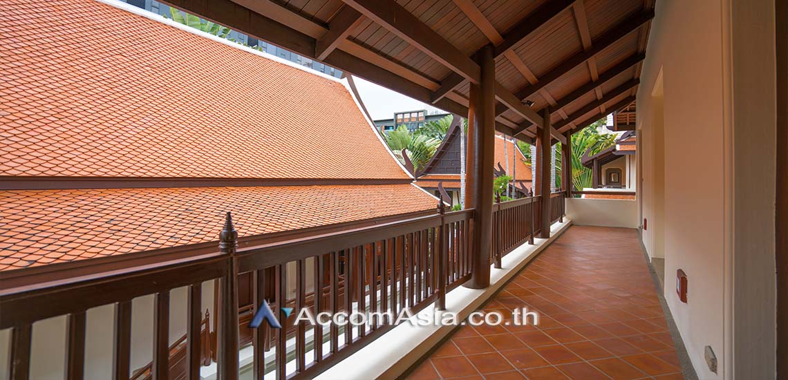 11  3 br House for rent and sale in Sukhumvit ,Bangkok BTS Ekkamai at The classical charming AA28268