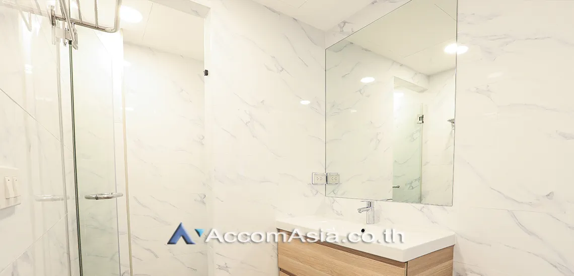 5  2 br Apartment For Rent in Sukhumvit ,Bangkok BTS Asok at Low rise Residence AA28272