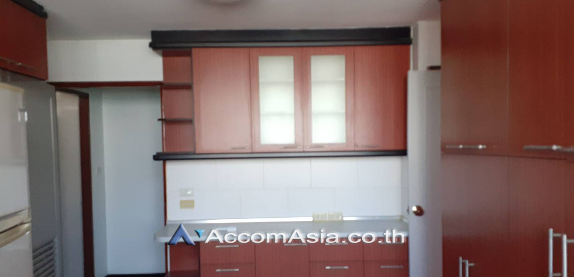  1  3 br Condominium For Rent in Sukhumvit ,Bangkok BTS Thong Lo at Karuehart Thongthip AA28284