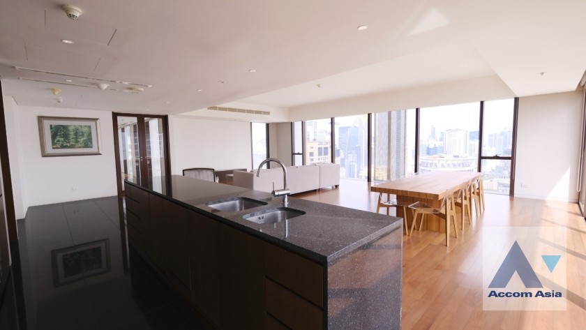 13  3 br Condominium For Rent in Ploenchit ,Bangkok BTS Ratchadamri at Hansar Residence AA28289