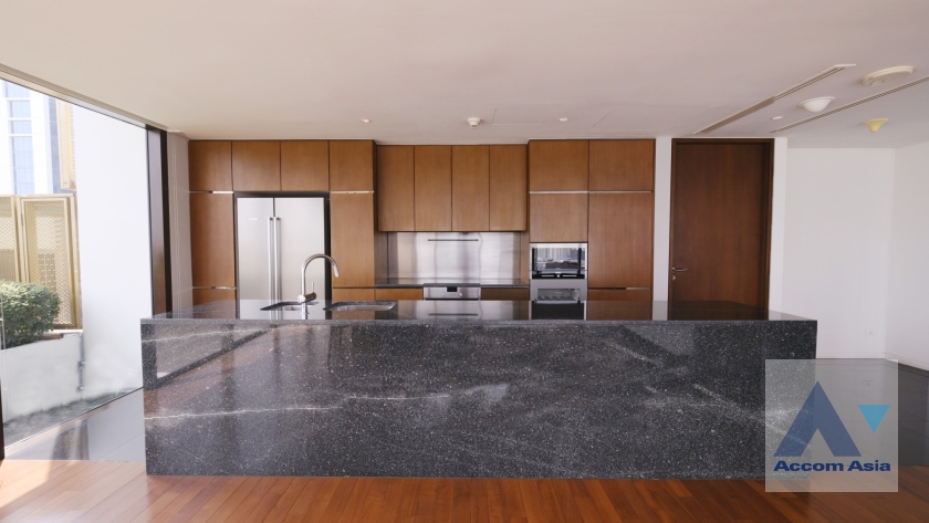 12  3 br Condominium For Rent in Ploenchit ,Bangkok BTS Ratchadamri at Hansar Residence AA28289