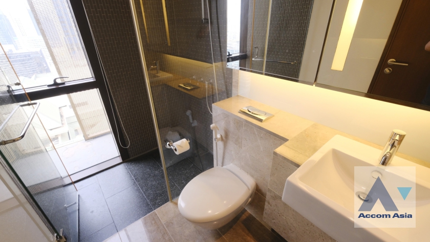 27  3 br Condominium For Rent in Ploenchit ,Bangkok BTS Ratchadamri at Hansar Residence AA28289