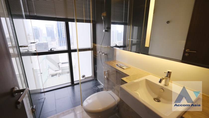 24  3 br Condominium For Rent in Ploenchit ,Bangkok BTS Ratchadamri at Hansar Residence AA28289
