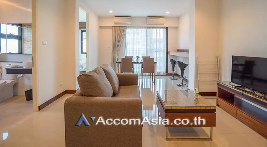 unit 2 Bedrooms  Apartment For Rent in Sukhumvit, Bangkok  near BTS Ekkamai (AA28315)