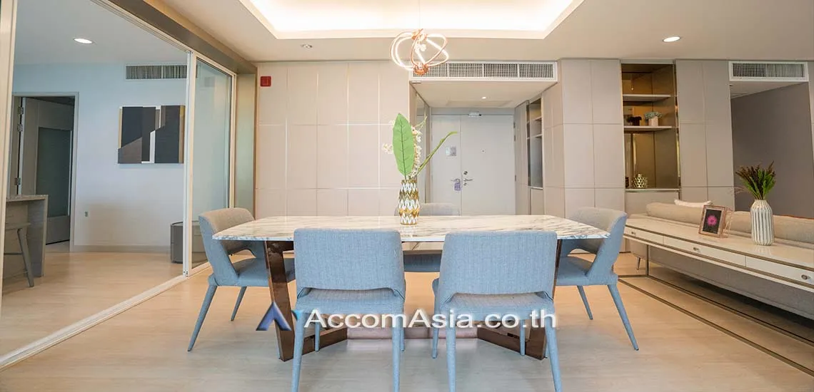 8  3 br Apartment for rent and sale in Ploenchit ,Bangkok BTS Ploenchit at Set on Landscape Court Yard AA28325