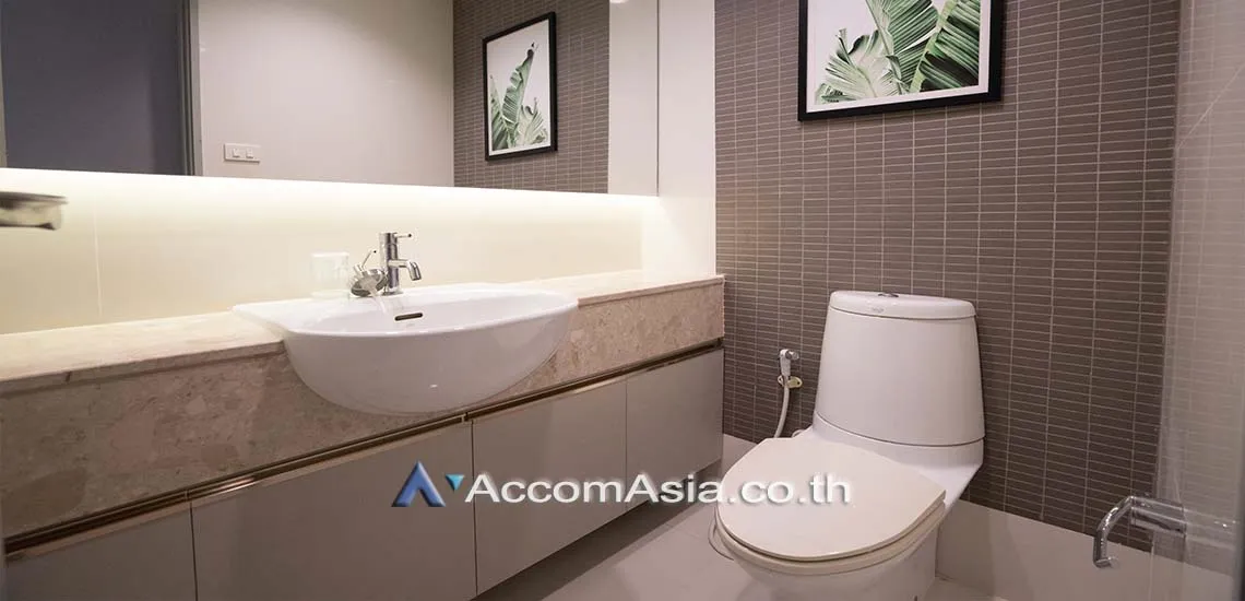 18  3 br Apartment for rent and sale in Ploenchit ,Bangkok BTS Ploenchit at Set on Landscape Court Yard AA28325
