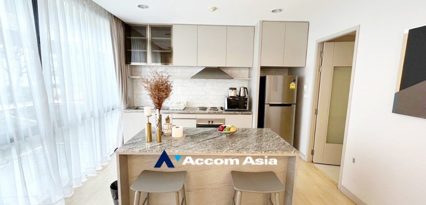 4  3 br Apartment for rent and sale in Ploenchit ,Bangkok BTS Ploenchit at Set on Landscape Court Yard AA28325