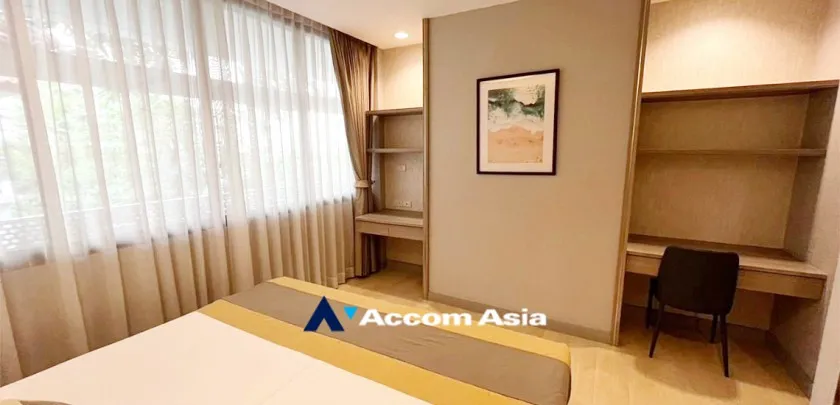 11  3 br Apartment for rent and sale in Ploenchit ,Bangkok BTS Ploenchit at Set on Landscape Court Yard AA28325