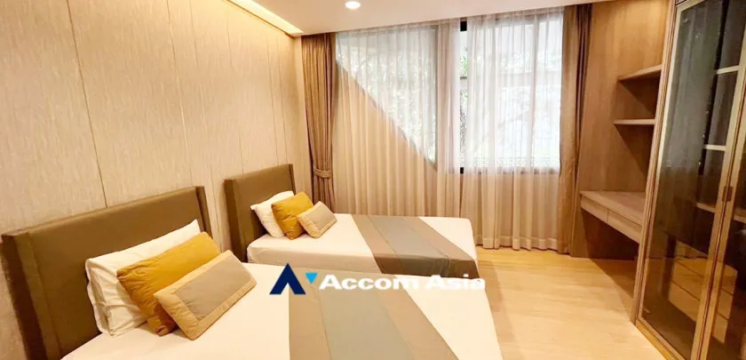 13  3 br Apartment for rent and sale in Ploenchit ,Bangkok BTS Ploenchit at Set on Landscape Court Yard AA28325