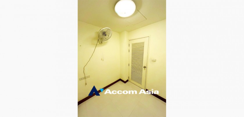 15  3 br Apartment for rent and sale in Ploenchit ,Bangkok BTS Ploenchit at Set on Landscape Court Yard AA28325