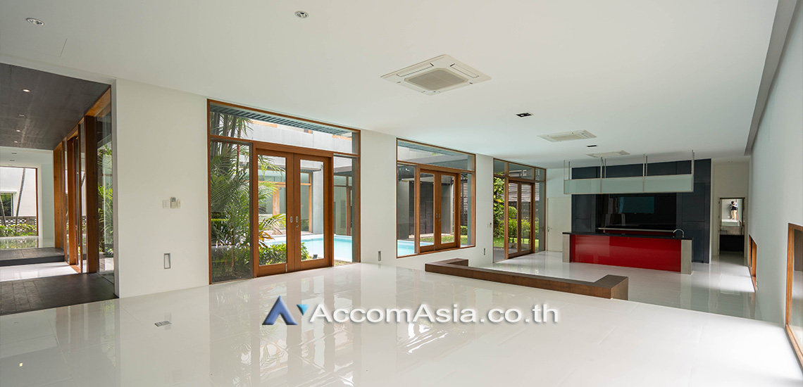 10  5 br House For Rent in Pattanakarn ,Bangkok BTS On Nut at Panya Pattanakarn Village AA28363