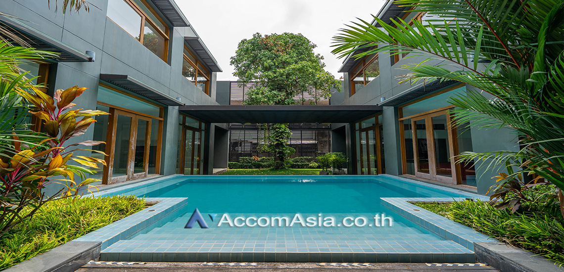 unitPrivate Swimming Pool |  5 Bedrooms  House For Rent in Pattanakarn, Bangkok  near BTS On Nut (AA28363)