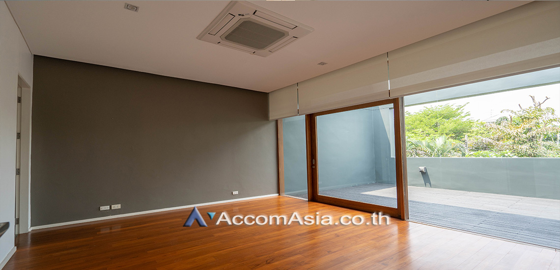 24  5 br House For Rent in Pattanakarn ,Bangkok BTS On Nut at Panya Pattanakarn Village AA28363